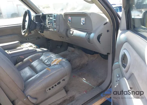 1999 Chevrolet Tahoe Ls из США, поврежденный, VIN 1GNEK13R0XR124055